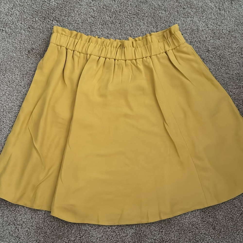Yellow Mini A-Line Skirt with Pleats for Casual Wear